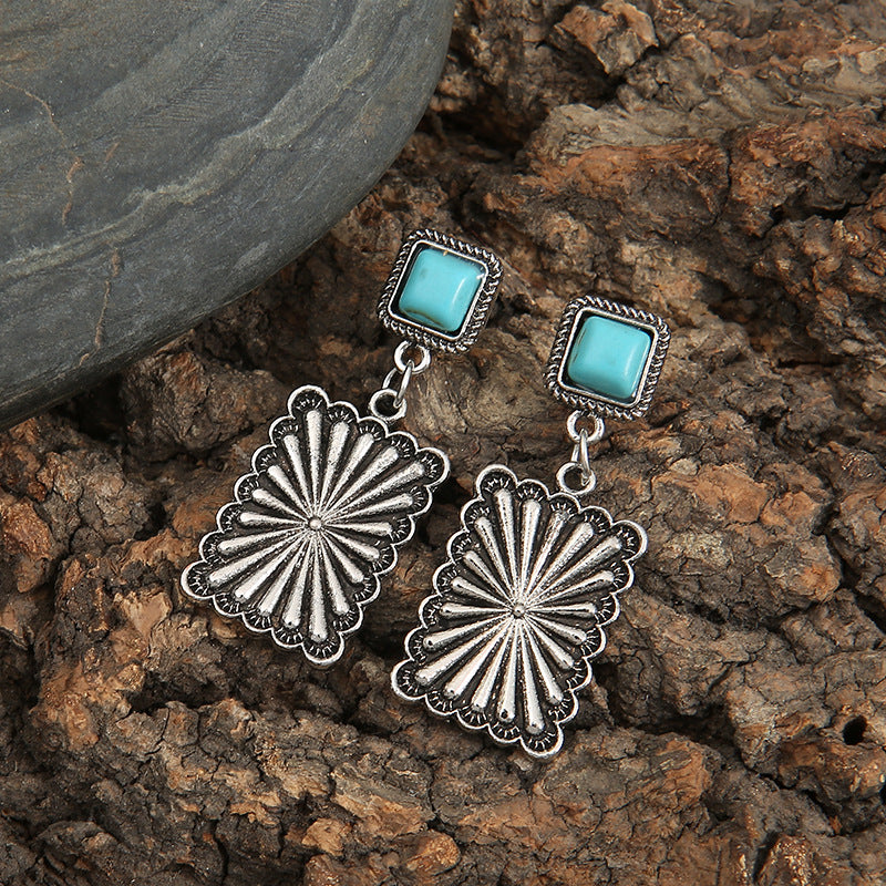 New Retro European and American Geometric Turquoise Earrings For Womens Western Celtic Totem Earrings